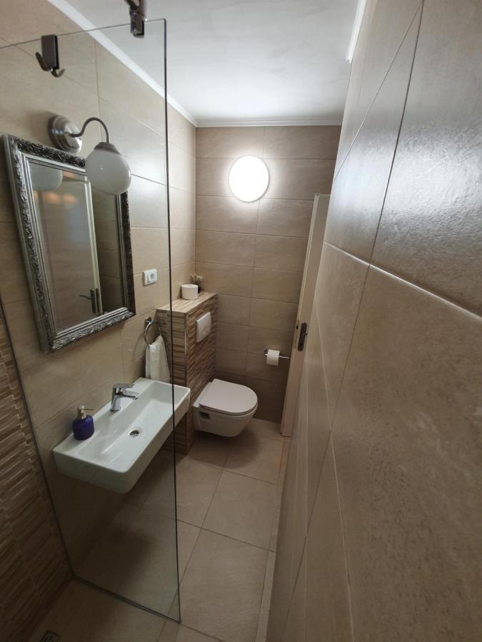 자다르 Rustic House Diklo 20M From The Sea 아파트 외부 사진